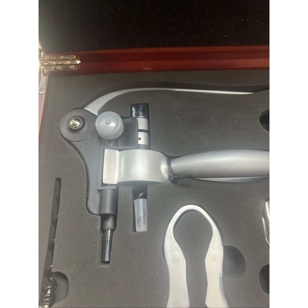 6 Piece Rabbit Style Manual Corkscrew Wine Opener Set in Latching Wood Case